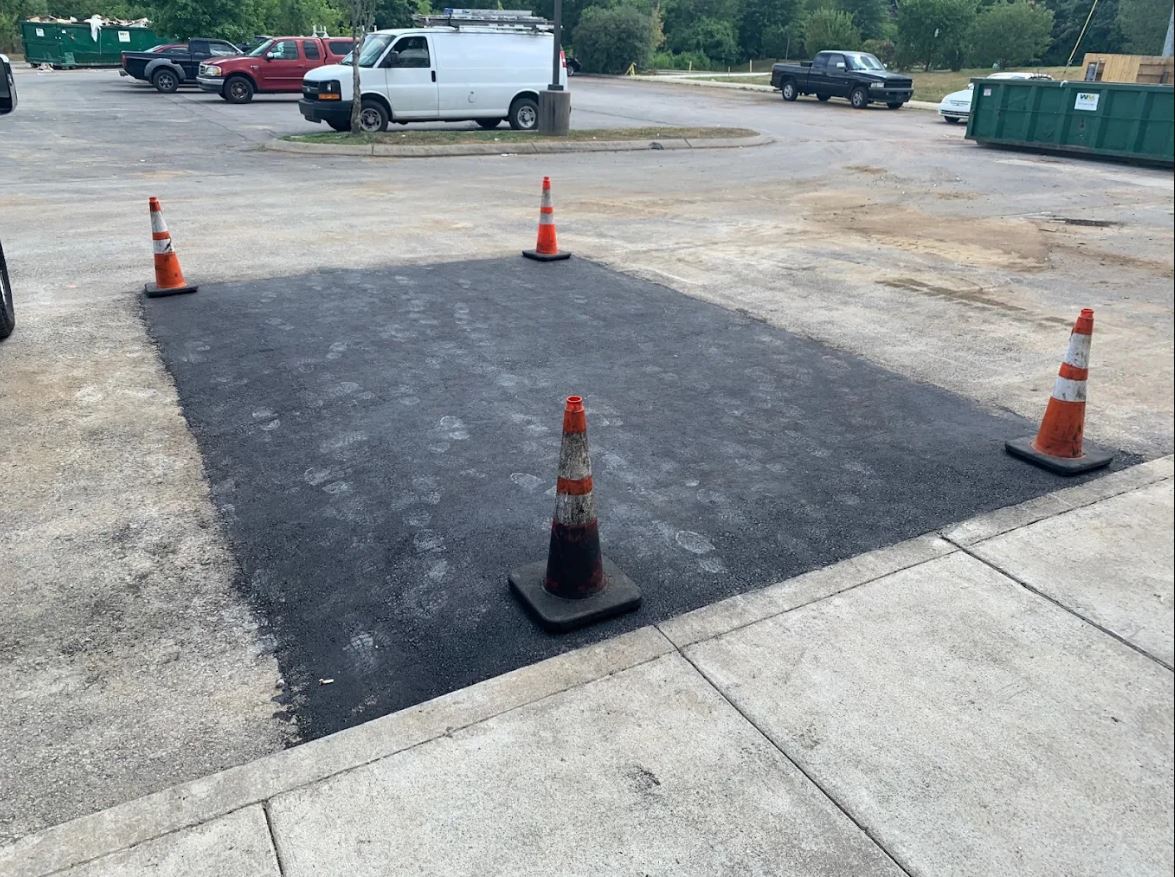 Loading area markings